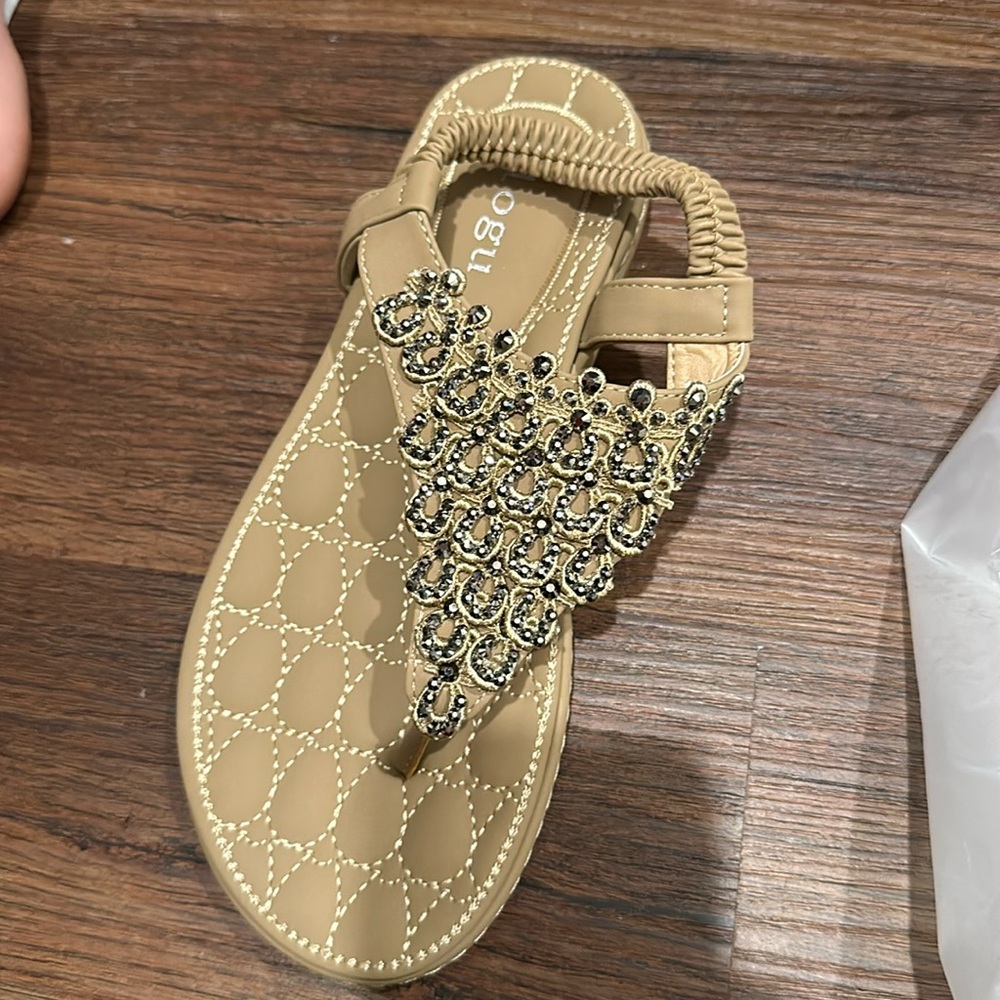 Brand New Ulogu Sandals in Apricot